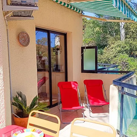 Reiala Saint-raphael Apartment